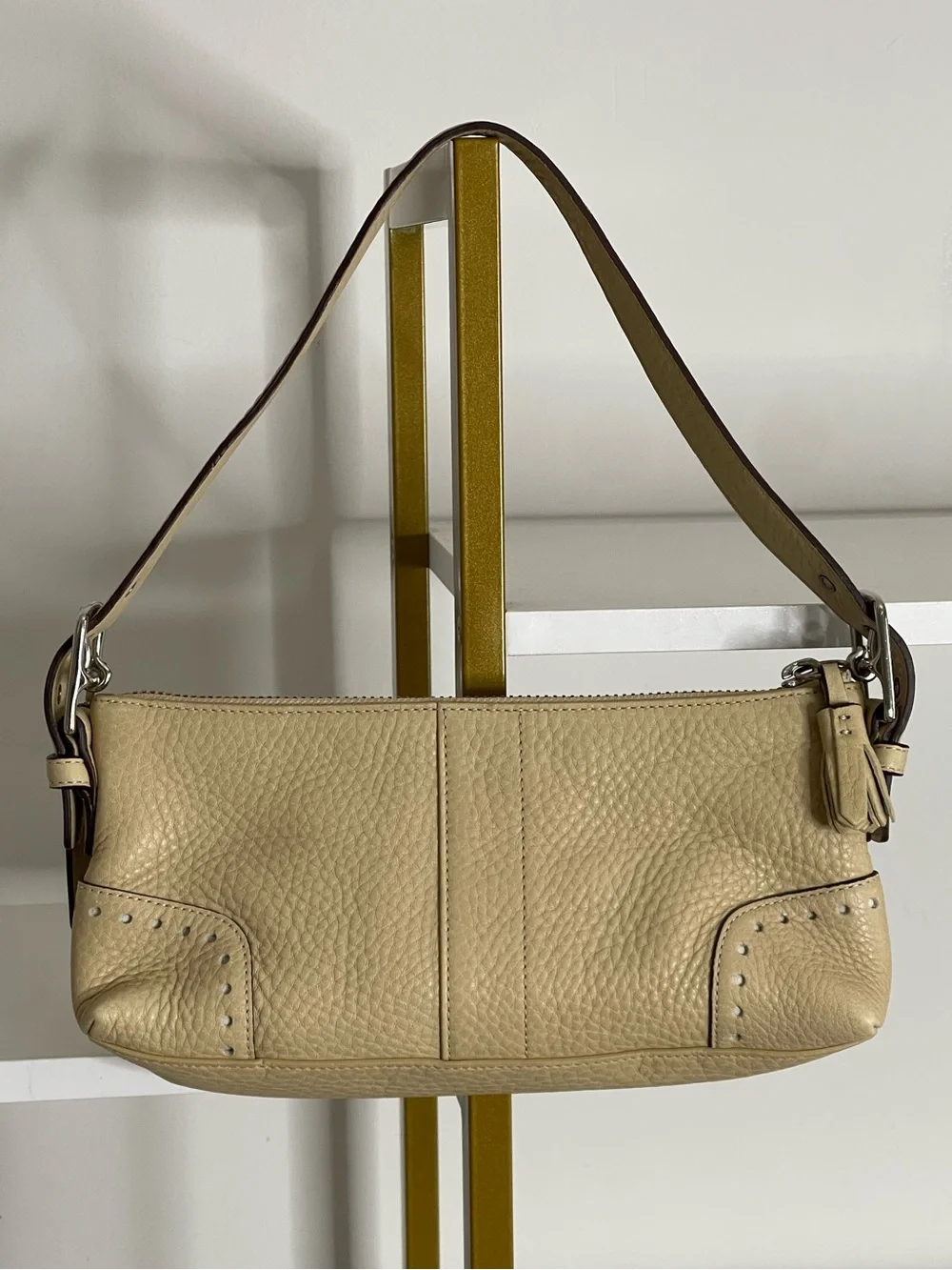 Coach Hampton Demi Shoulder Bag Bone Cream Pebbled Leather Baguette Y2K